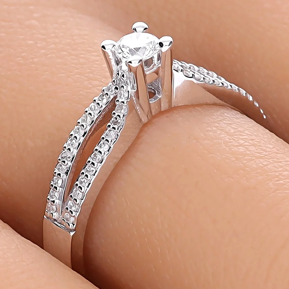 ADL72-2,87GR-0,33CT-HAND-ZOOM